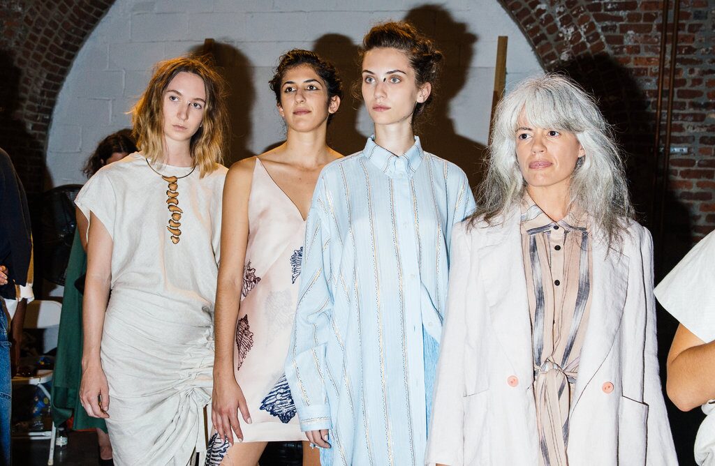 One Color, Zero Effort: The Monochromatic Dressing Guide You Actually Need